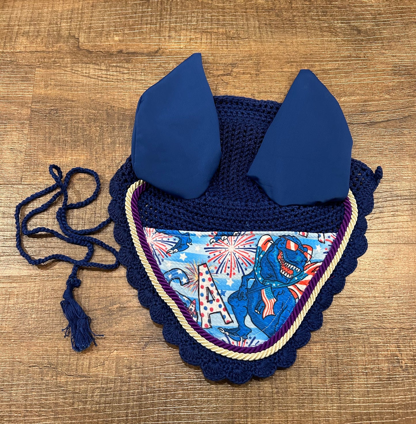 USA Dinosaur Fly Bonnet