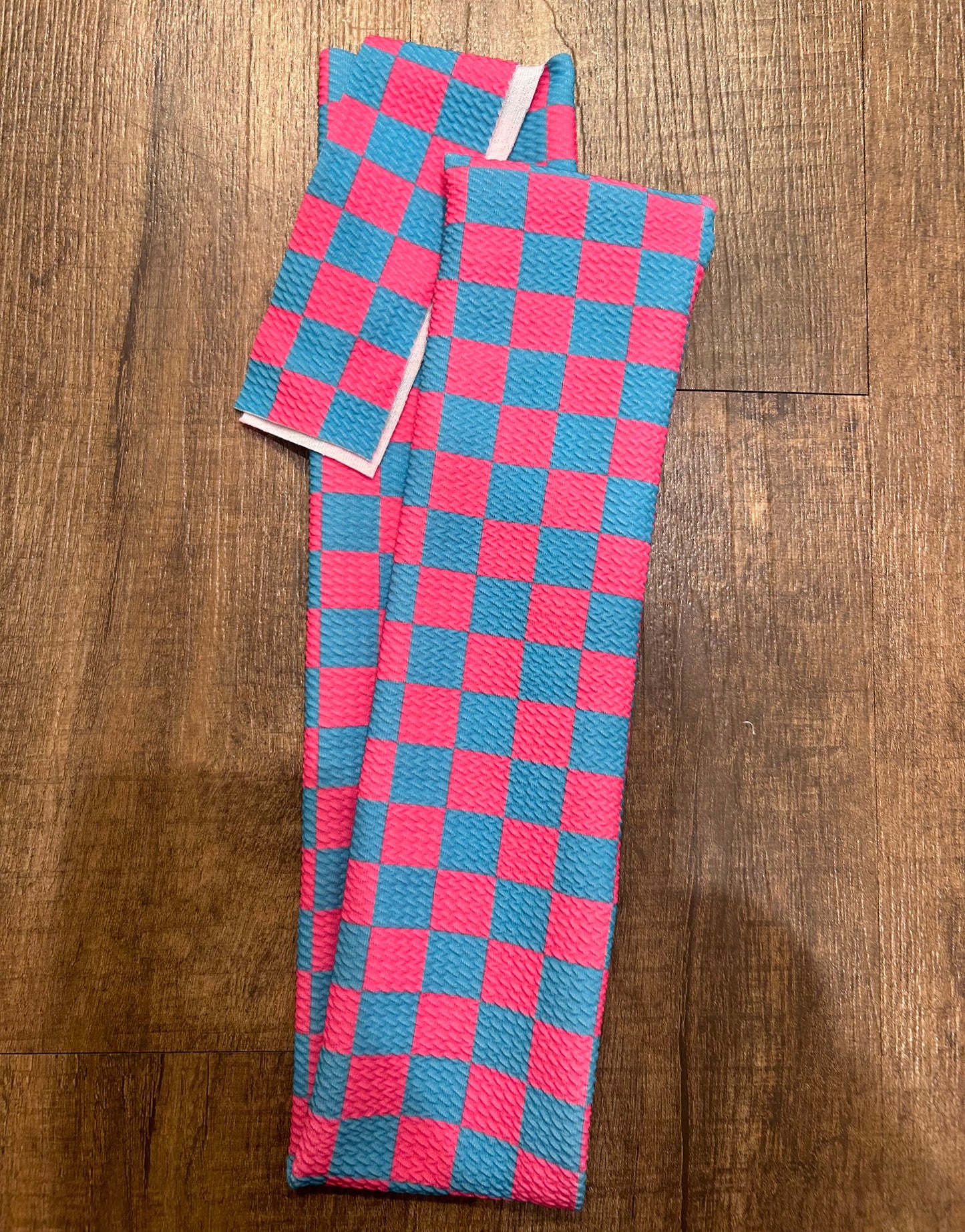 Hot Pink and Blue Checkered Tail Bag